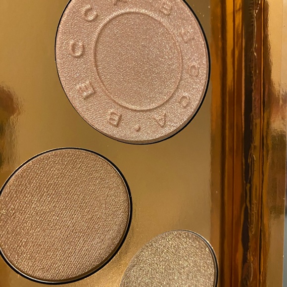 💋🎉HOST PICK 🥂🎀NIB Becca go for the glow!! - Picture 3 of 7